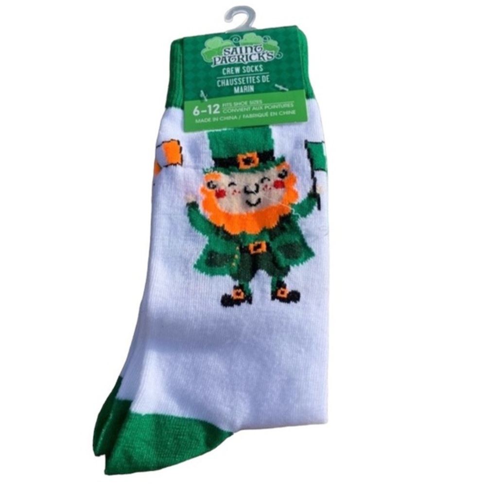 Saint Patrick’s crew socks,‎ size 6-12, unisex, green and white, lucky clovers.